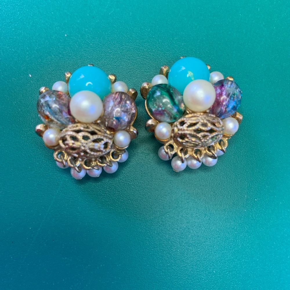 VTG Arthur Pepper ART Pastel CONFETTI LUCITE FAUX TURQUOISE Cluster Earrings